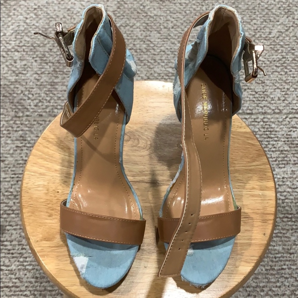 Shoe Republic LA